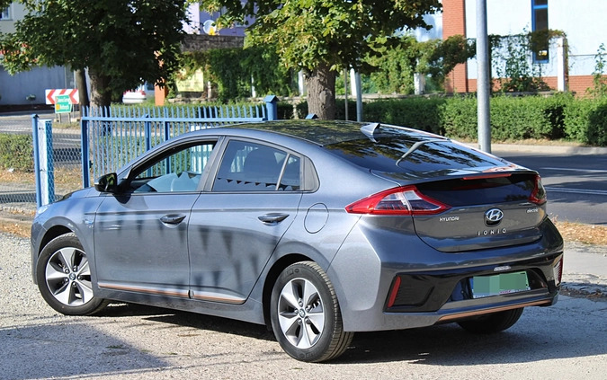 Hyundai IONIQ cena 93900 przebieg: 45000, rok produkcji 2019 z Jedlicze małe 211